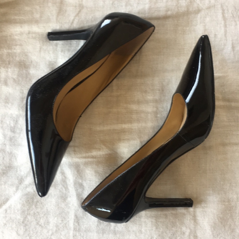 Nine West black patent leather heels